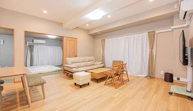 Enjoy skiing at Copper Mountain, a cozy hideaway with an art studio (pets welcome!) in 板橋区