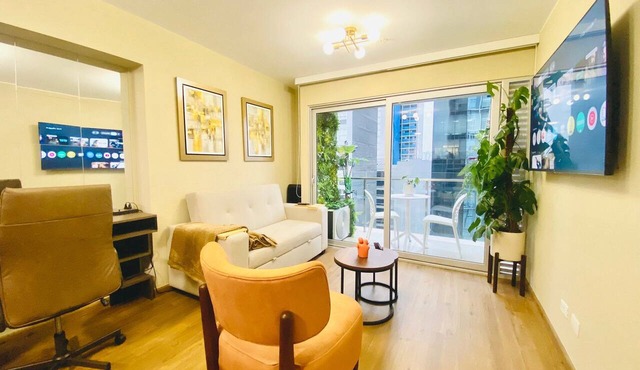 Executive Apart San Isidro Pool Gym AC in San Isidro