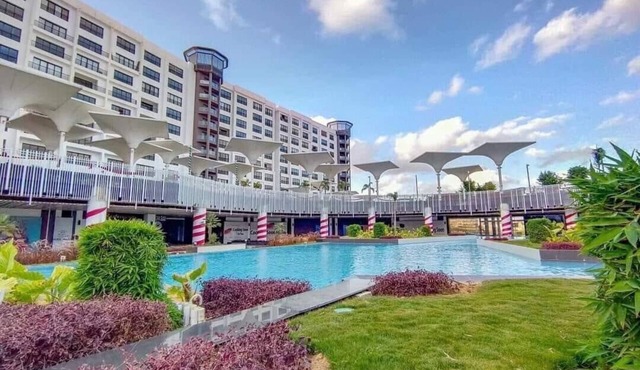 Fabulous hotel suites with AC in vibrant Cairo Governorate