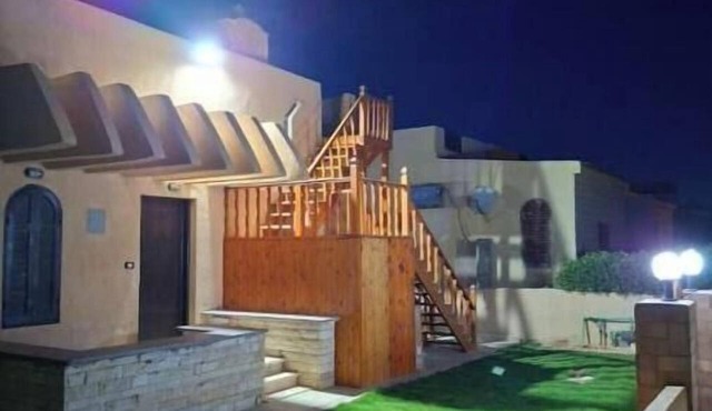 First row chalet (beachfront) Full AC Beachhouse