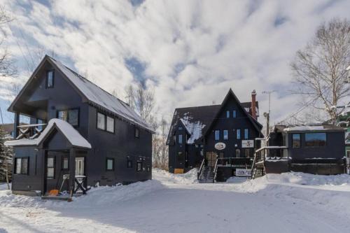 Freeride Backpackers Lodge Niseko in Niseko