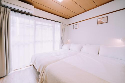 Fukuoka Hakata Stay - Spacious & Stylish Apt