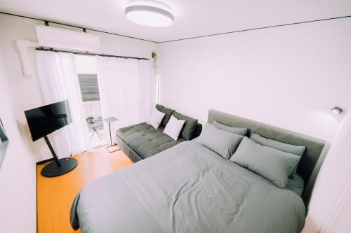 Fukuoka Nakasu Stay 1BR with Private Garden