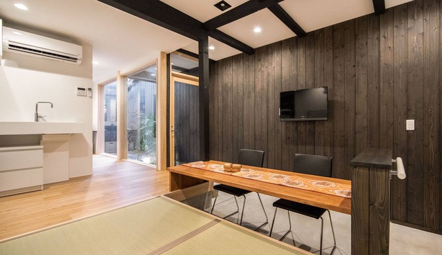 Garden View Suite! One stop from JR Kyoto Station. in 京都市