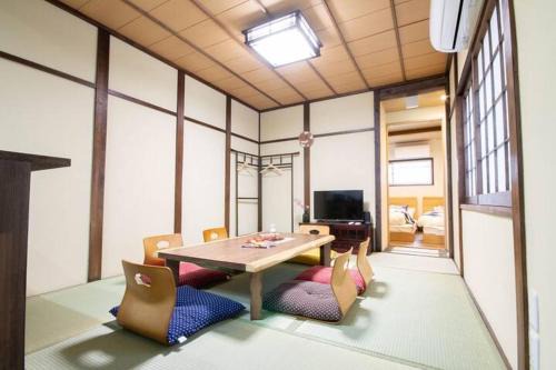 Goemon House 五右衛門ハウス in Osaka