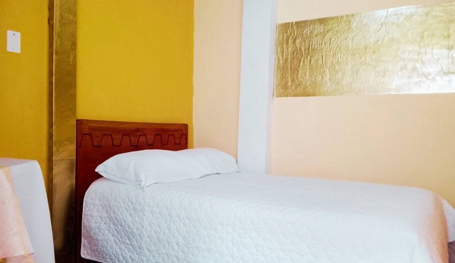 Golden Room | Main Ave Spot + Premium White Linens + Maximum Security