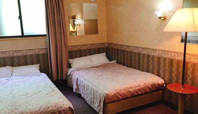 Gotou Hotel - Hostel in Osaki