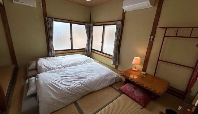 Guesthouse YADO ease. in Chikujo