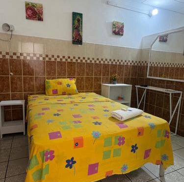Habitación céntrica AC,TV 2p