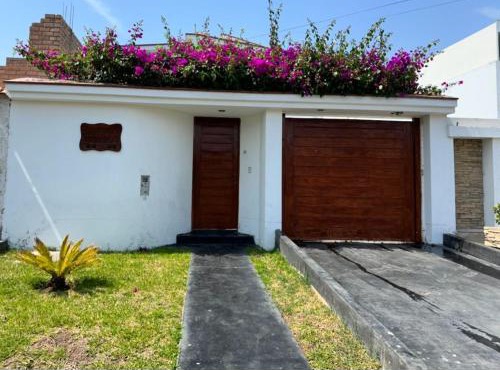 Habitación cerca a los Pantanos de Villa in Lima