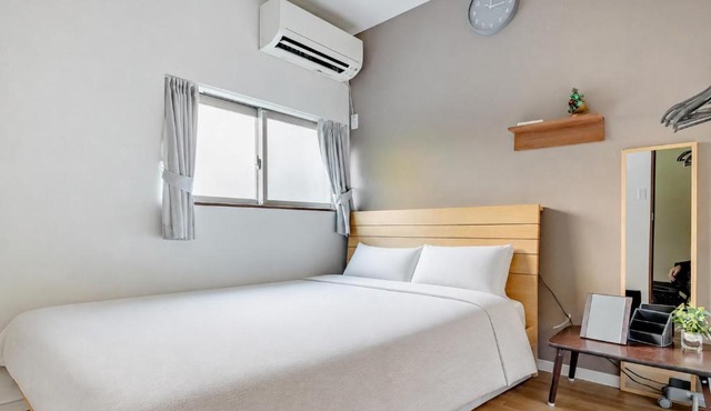 Holy Inn in Tokyo