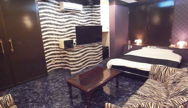 HOTEL ABAREDANUKI NO ONIBUKURO - Adults Only in Himeji
