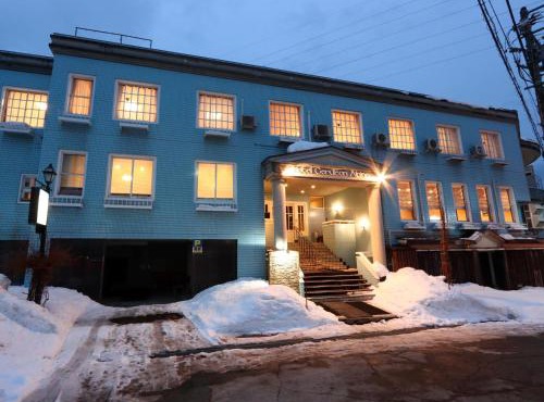 Hotel Cerulean Alpine