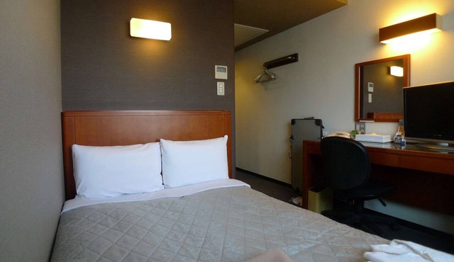 Hotel Crest Ibaraki in Ibaraki