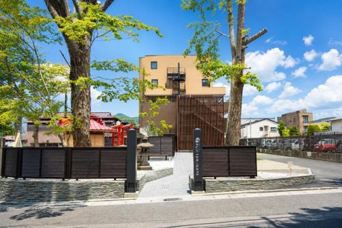 HOTEL FUJi TORiiGATE ホテル富士トリイゲート