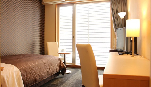 Hotel Livemax Chiba Mihama in Chiba
