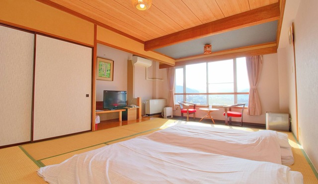 Hotel&Resort Yamanouchi Hills in Yamanouchi