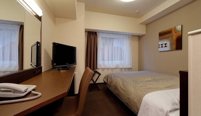 Hotel Route Inn Nagoya Imaike Ekimae