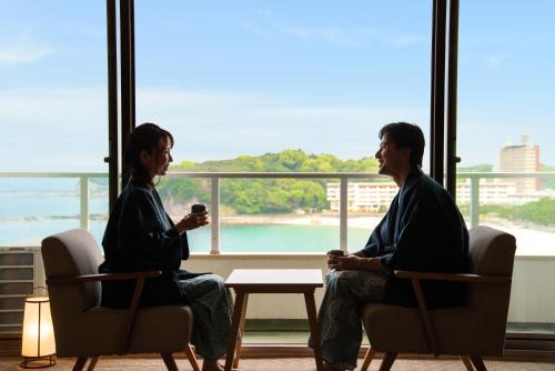 Hotel Sanrakuso in Shirahama
