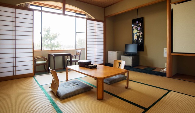 Hotel Seaside Mattou in Hakusan