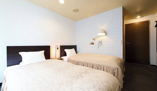 Hotel ShoC Smoking Twin roomaccommodates up to/Sapporo Hokkaidō