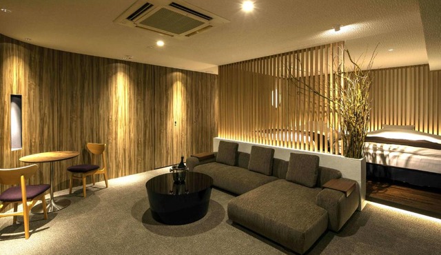 Hotel THE Grandee Shinsaibashi Namba