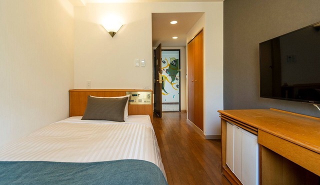 Hotel Toms