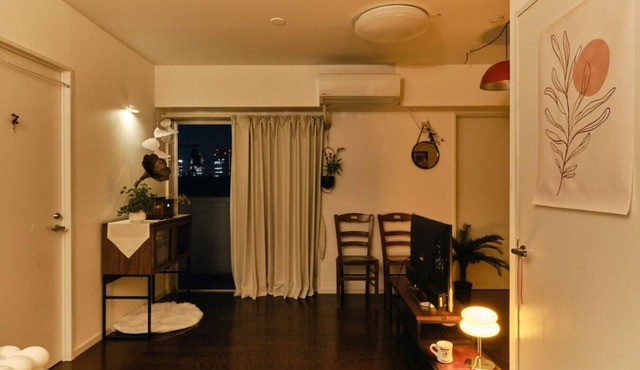 Huge 3 rooms 2 different view. 10ppl/Shinjuku 2st.