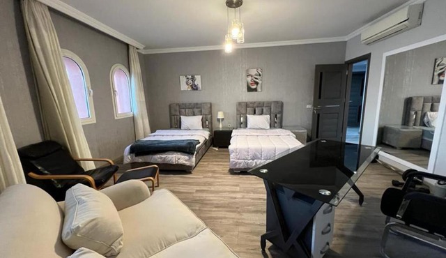 Hurghada marina apartment sea view