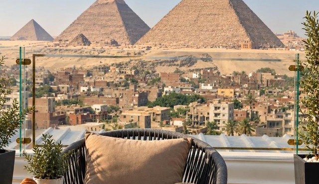 International Pyramids Hotel & Roof Top in Cairo