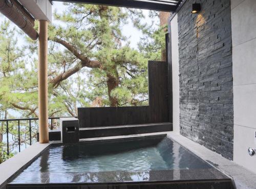 ISANA Resort in Ito