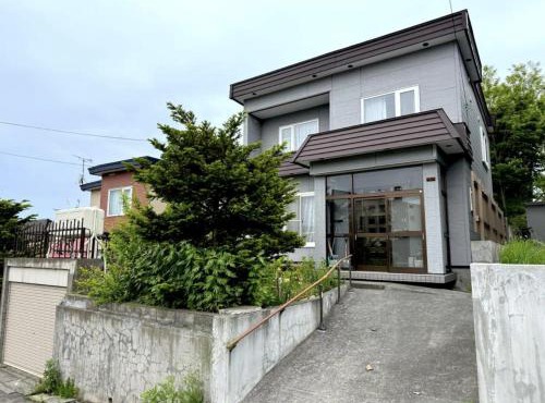 Jg house