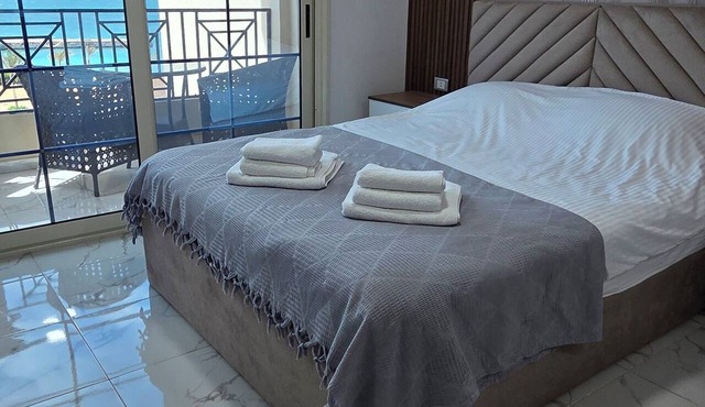 Juliana Beach apartments sea view on the 1st row