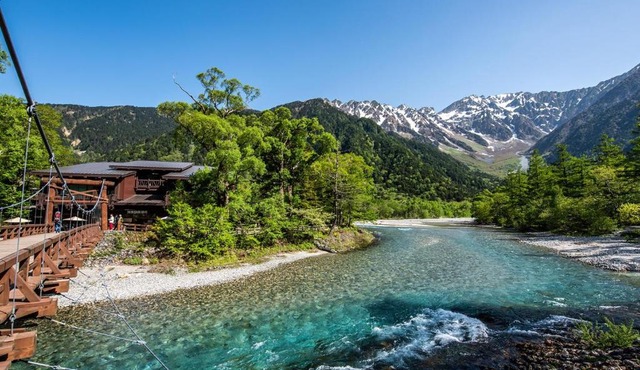 Kamikochi Hotel Shirakabaso in Matsumoto
