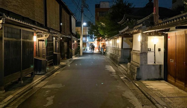 KANETSUNE - Exclusive Heritage Villa in Central Kyoto Temple Grounds in Kyoto
