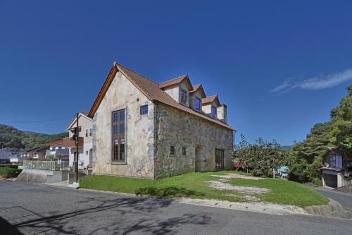 La Maison Facior Onomichi ラ メゾン ファシオール 尾道 尾道新築一棟貸切 ヨーロッパ邸宅風宿 温泉徒歩1分 1LDK最大4名 駐車場1台付き Wi-Fi