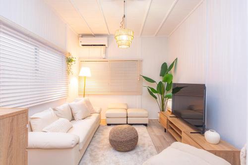 Last-Min Half Off! 10 minsUSJ! Max 9 Ppl Villa CANGGU Takami