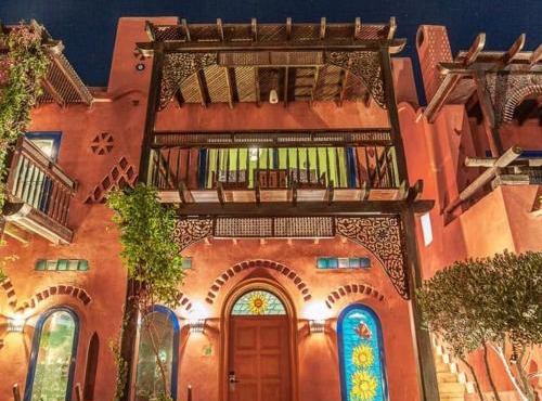 Lazibinn Boutique Hotel