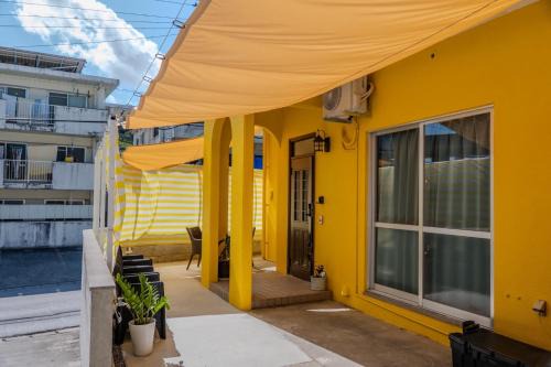 Lemon House Oki