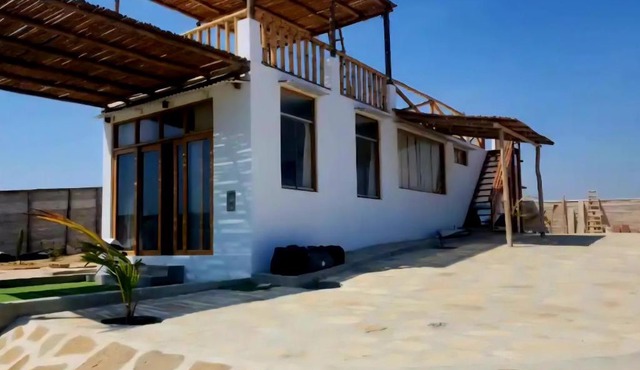 Lobitos Private Home - Starlink Wifi, Ocean & Sunset Views, Concierge