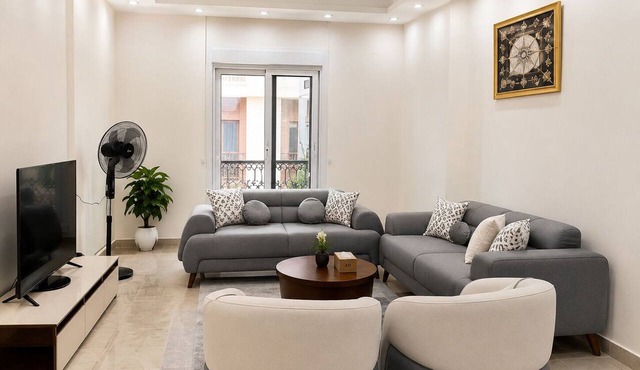 Luxury 2-Bedroom Apartment with Modern Amenities