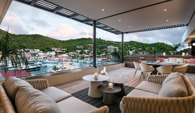 Luxury Penthouse - 3 Bedrooms - Jacuzzi - Harbor View - Heart of Gustavia in Gustavia