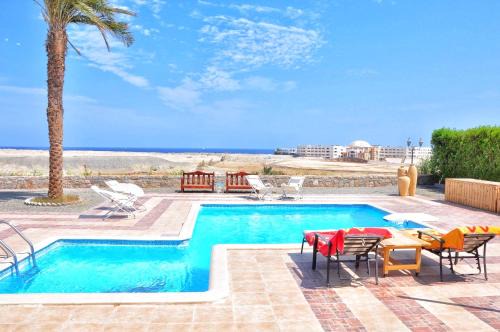 Luxury Sea-View Villa with Private Pool with Diving center & Beach access in Marsa Alam City