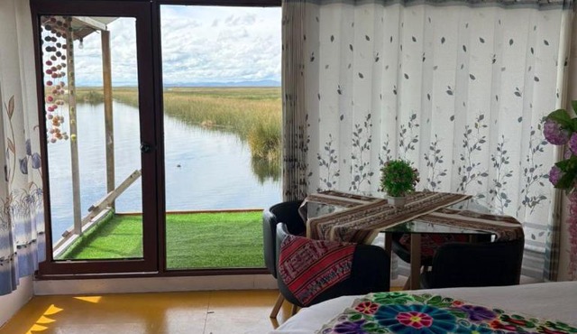 mañanas del titicaca in Puno