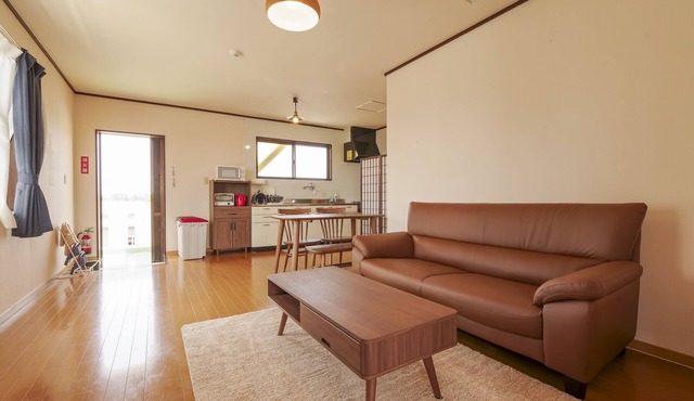 Maru House