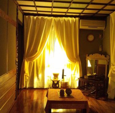 Milk-ya Women-Only Guest House