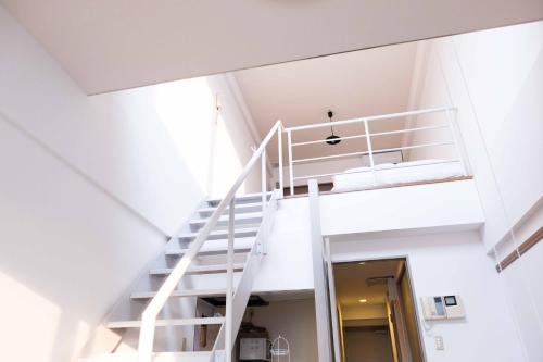 MINIMAL SHIMOKITA Stylish Loft or Studio Apt in Tokyo