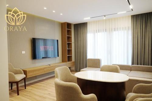 Modern & Bright Getaway in Madinaty in Banī Ghālib