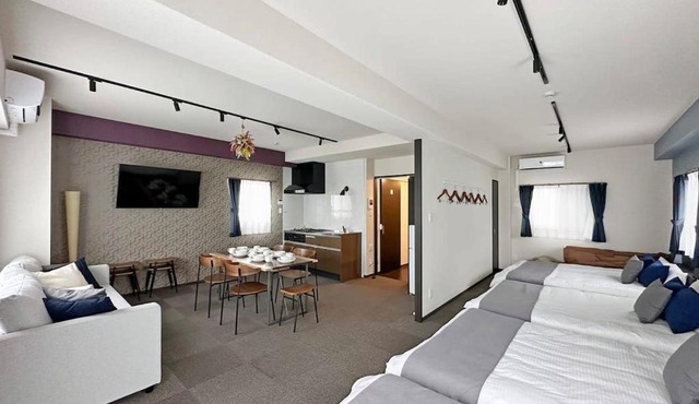 Nagomi by b hotel - 1 BR Apt on the 9th flr with City view for 10 Ppl