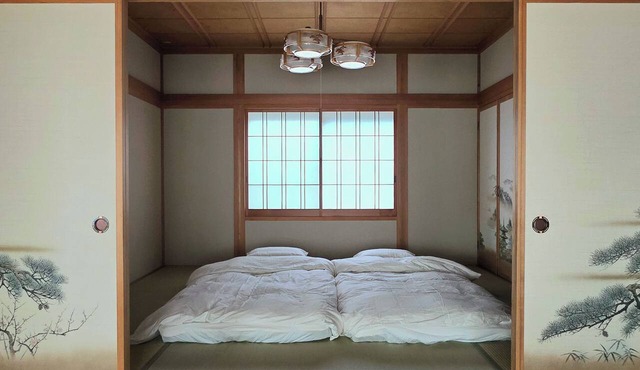 Nakataya Heritage Retreat Private Japanese room for 9 Free Shuttle Ski Hub in 上高井郡高山村
